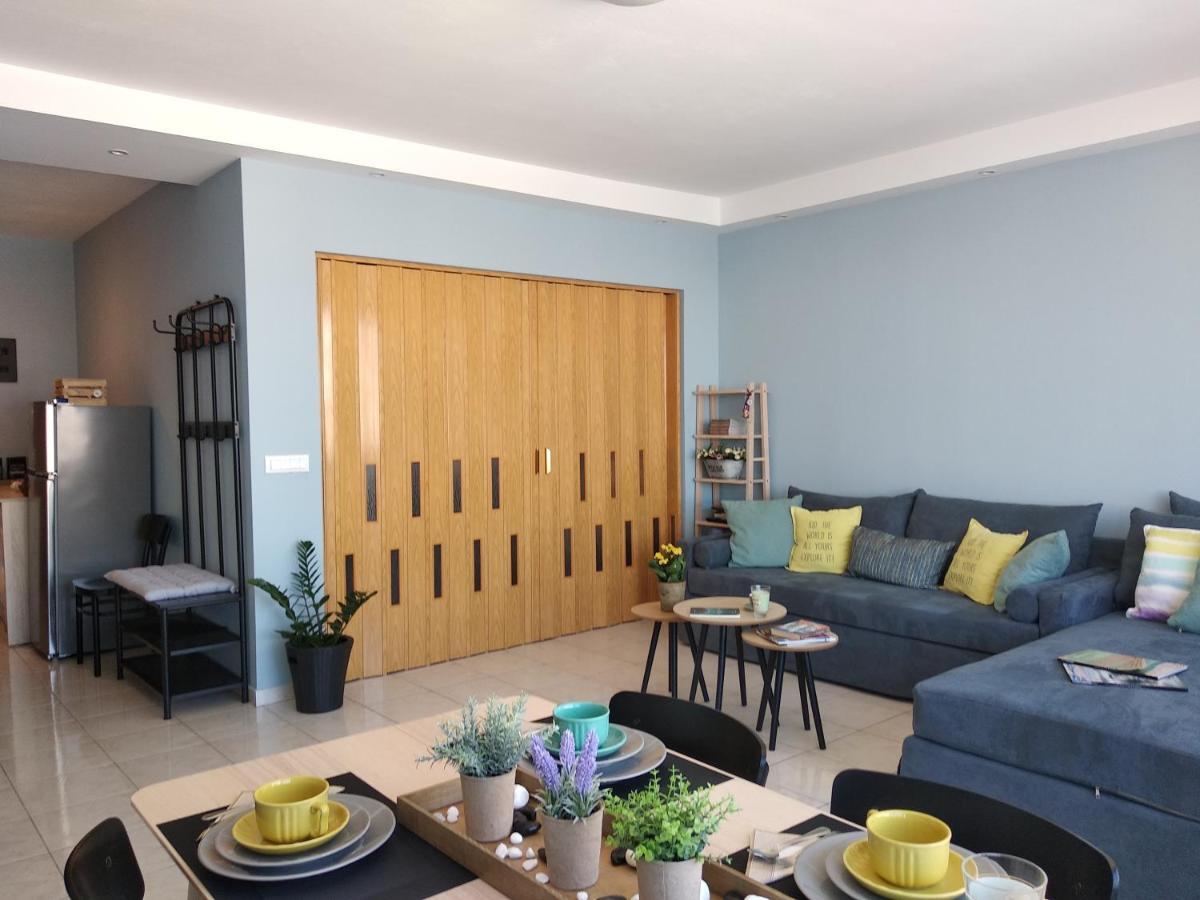 Apartment Light Blue *